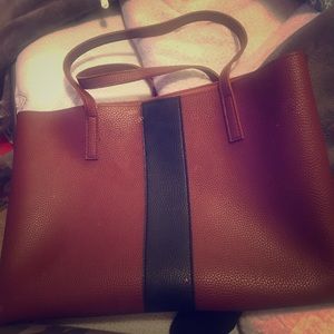 Vince camuto tote bag like new